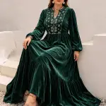 مقاس كبير - فستان أنيق بأكمام طويلة من المخمل الأخضر الداكن المزين بالرقع العتيقة بياقة على شكل حرف V، مناسب للخريف والشتاء وعطلات الصيف